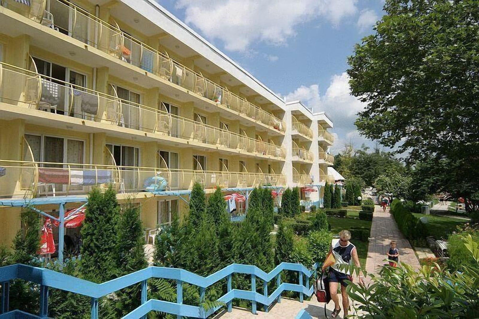 אלבנה Hotel Orhidea מראה חיצוני תמונה