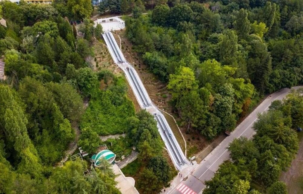 אלבנה Hotel Orhidea מראה חיצוני תמונה