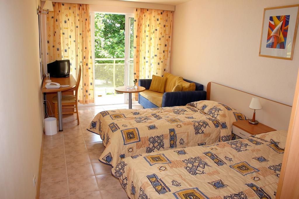 אלבנה Hotel Orhidea חדר תמונה