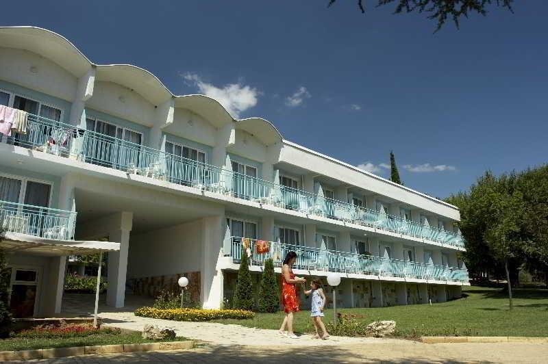 אלבנה Hotel Orhidea מראה חיצוני תמונה