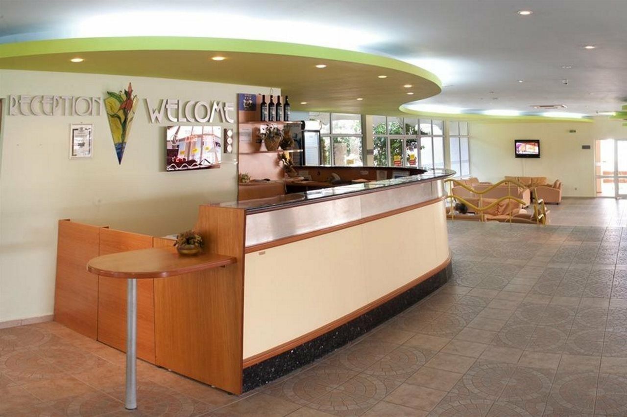 אלבנה Hotel Orhidea מראה חיצוני תמונה